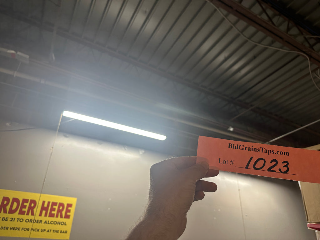 Lot 1023 LED Shop Light x1