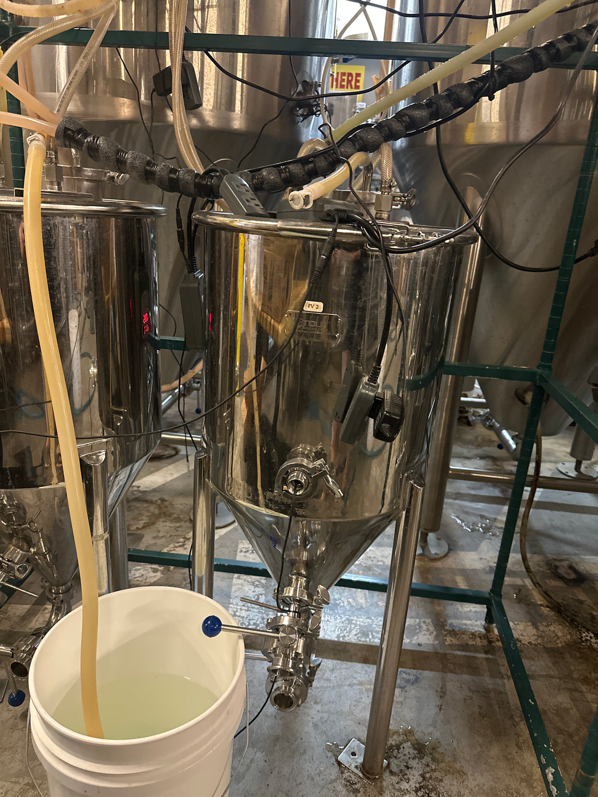 Lot 152 1/2 bbl Fermenter