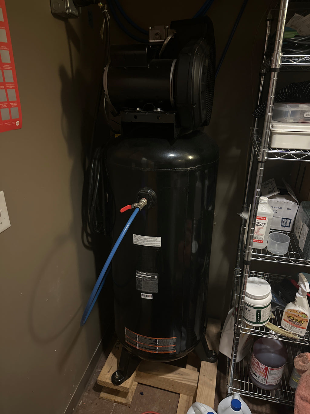 Lot 118 Air Compressor