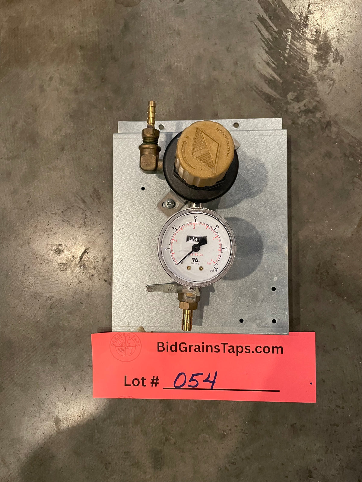 Lot 054 Perlick 26161E Secondary CO2 Regulator 1-Way Draft Beer (Single 40115A)