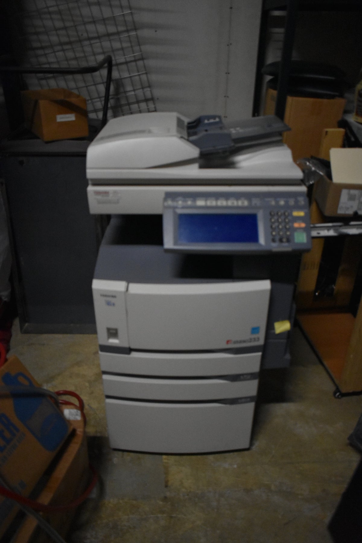 Lot 142 Copy Machine