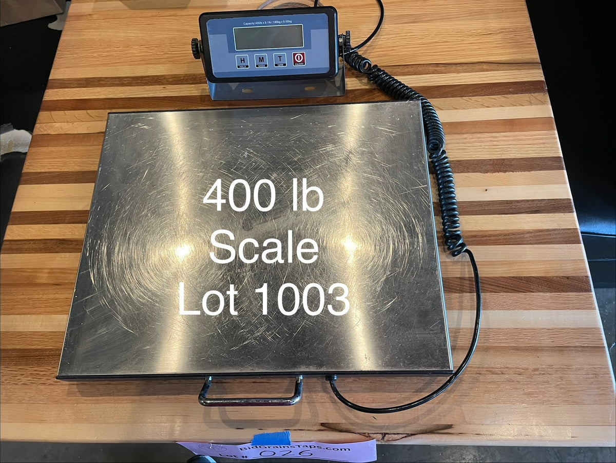 Lot 1003 400 lb Scale