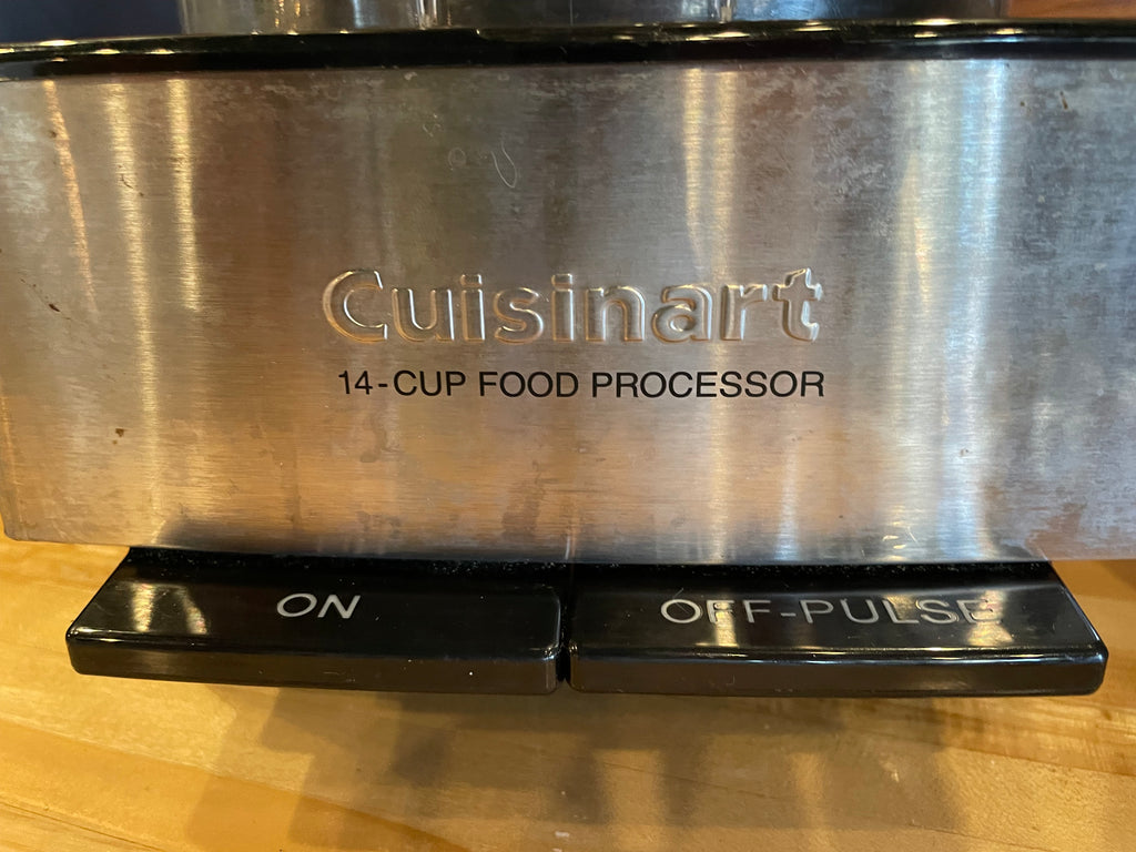 Lot 1005 Food Processor Bundle