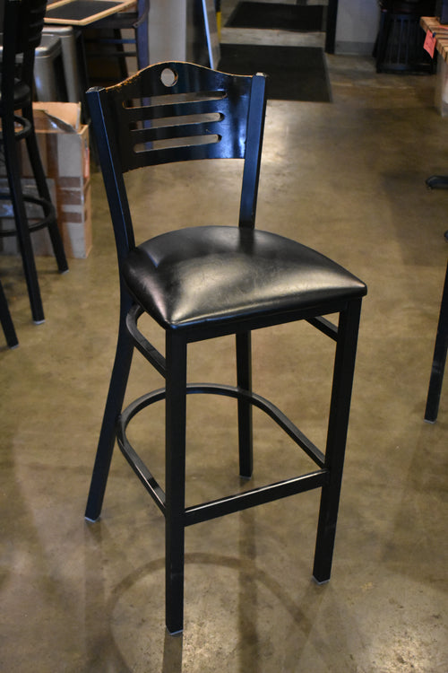 Lot 017 2x Barstools