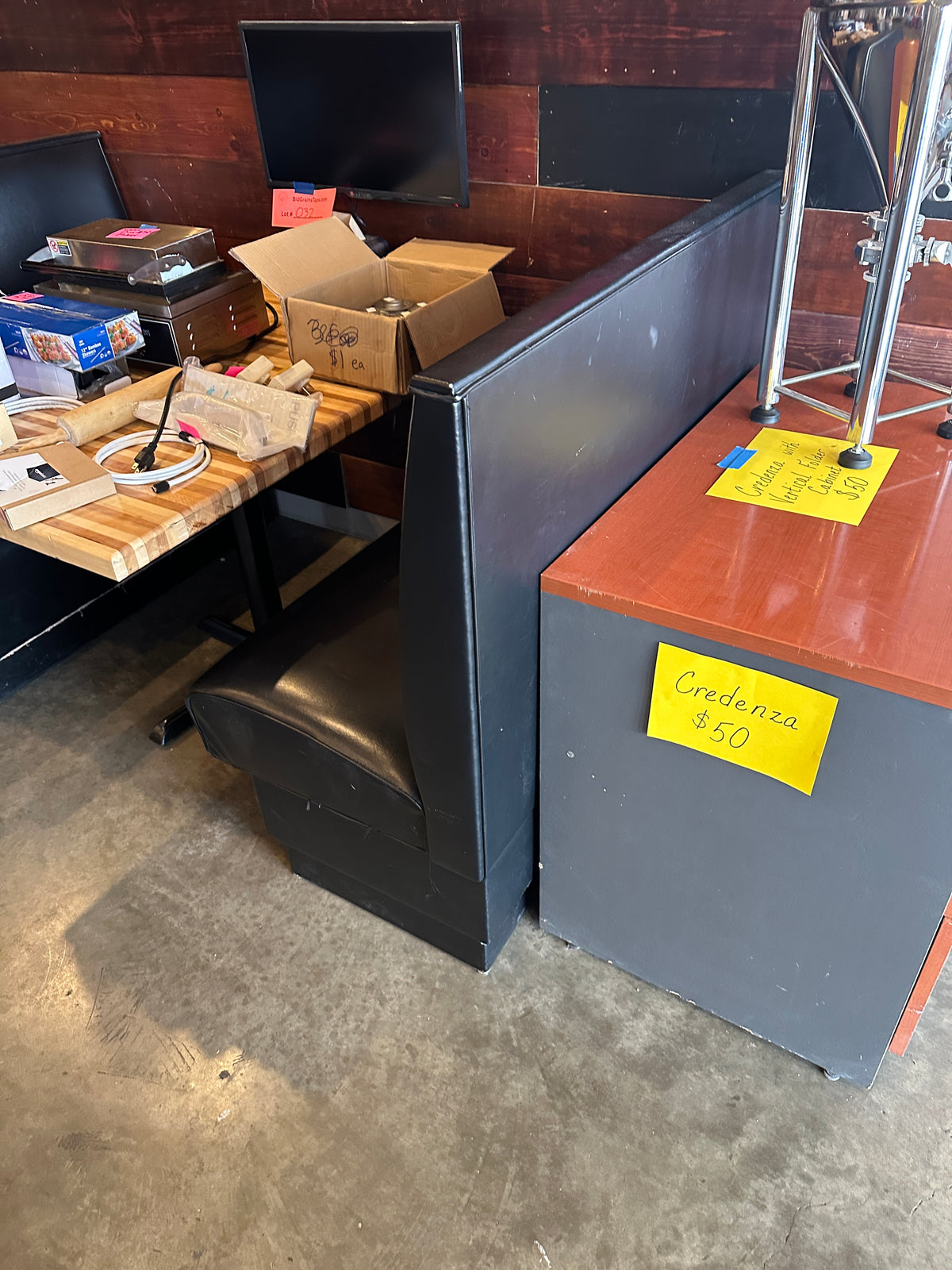 Lot 112 End Booth 2