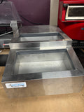 Lot 105 avantco chiller table