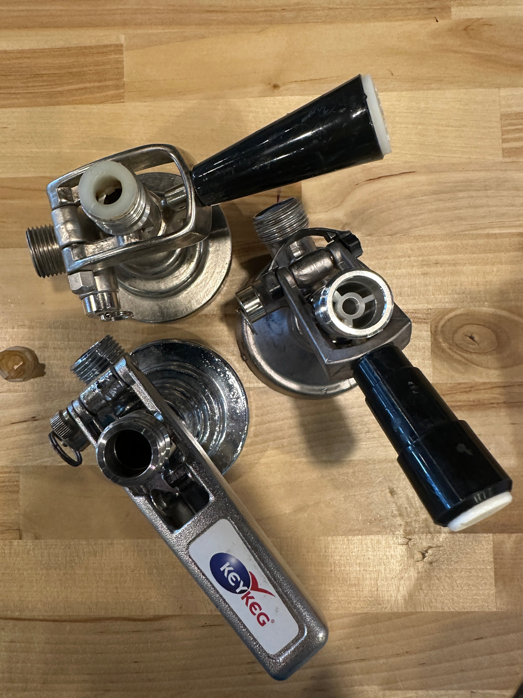 Lot 328 3x Key Keg Couplers - Need Parts