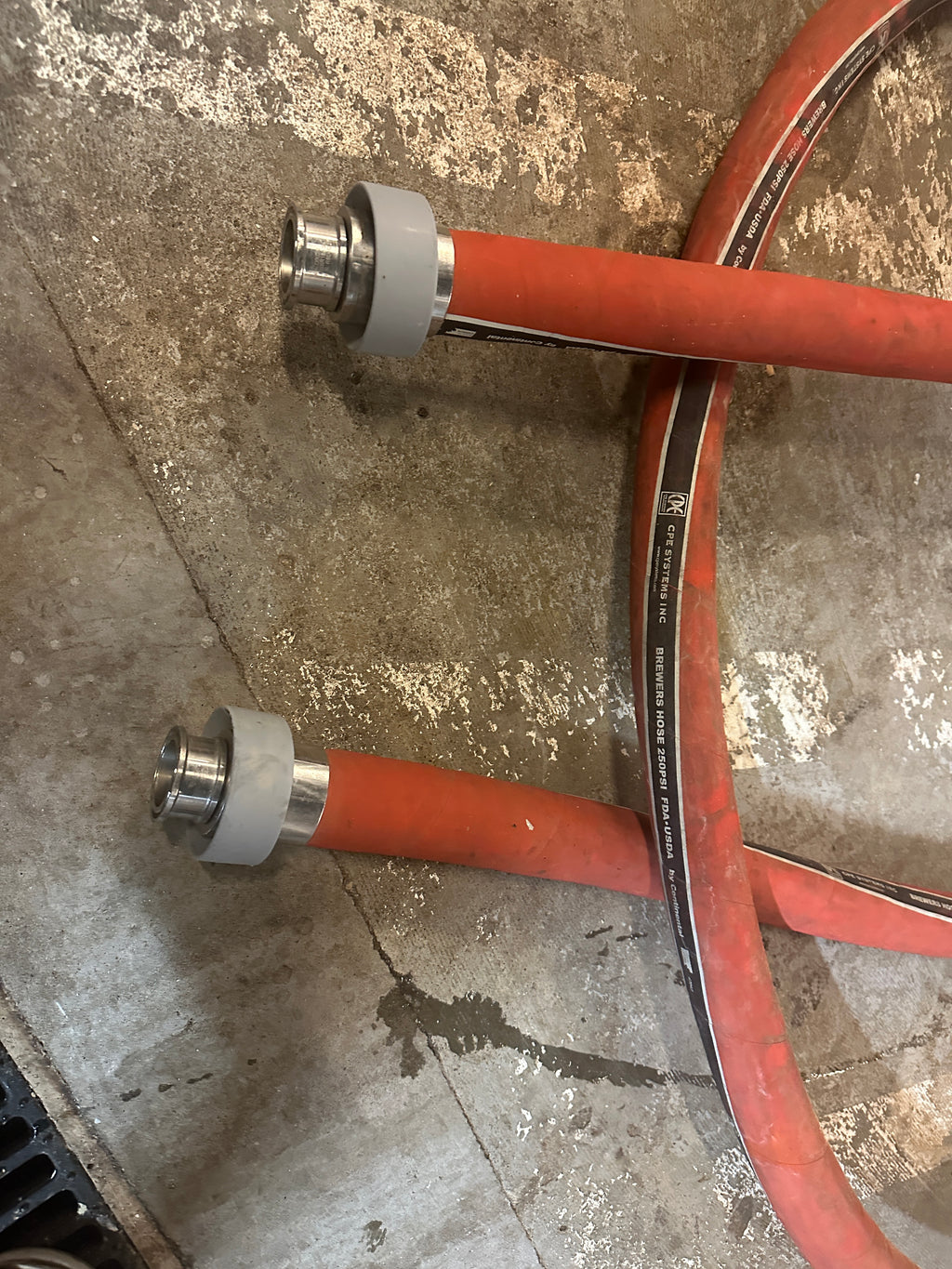 Lot 268 Red Brewery Hose